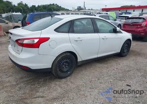 2012 Ford Focus Se из США, поврежденный, VIN 1FAHP3F22CL184259